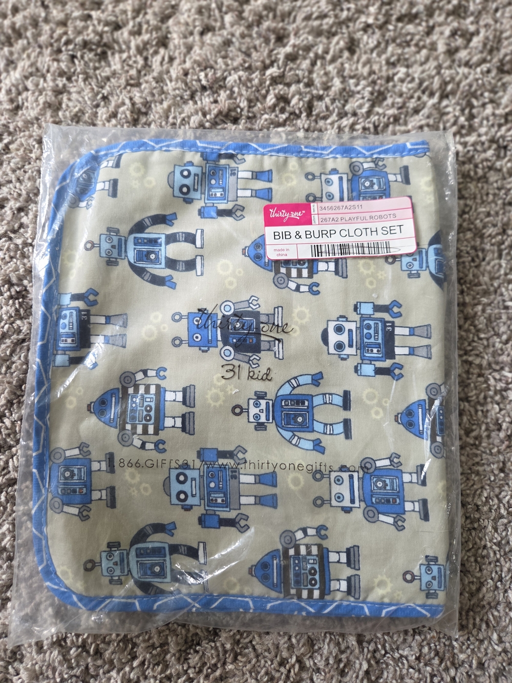 THIRTY-ONE Blue Robot Print Bib & Burp Cloth Set for Kids